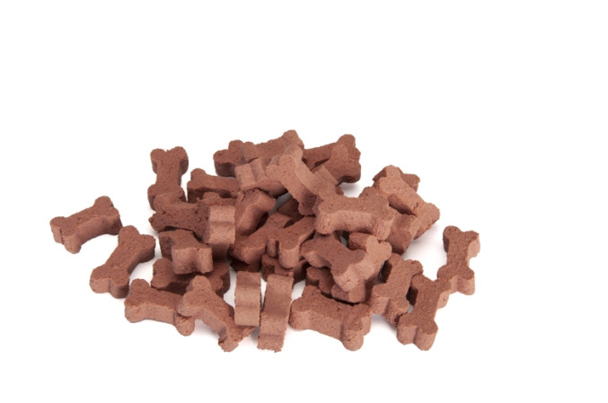 detail KOSTIČKY S PŘÍCHUTÍ ŠUNKY 450 g