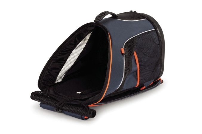 detail CAMON BATOH CARRIER 30X30X49 CM